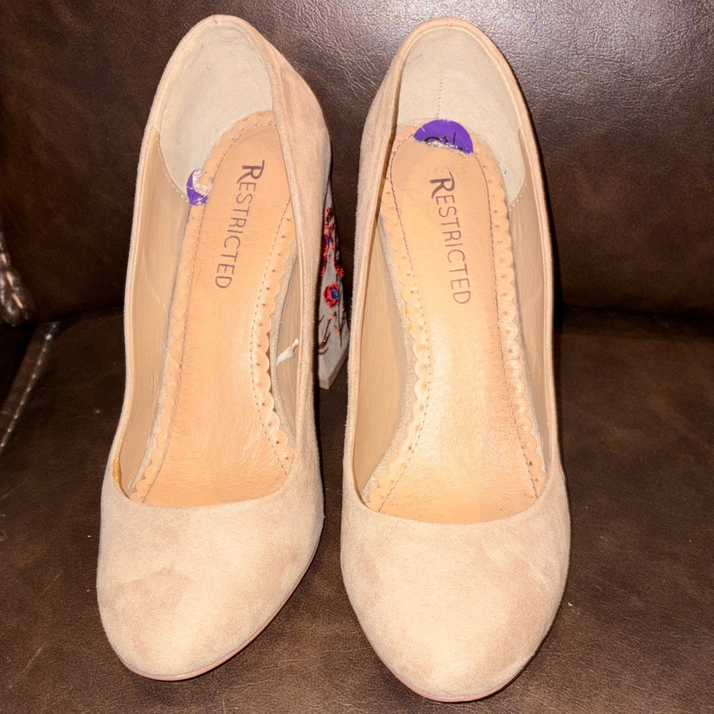 Restricted Floral Embroidered Heels - Picture 3 of 12